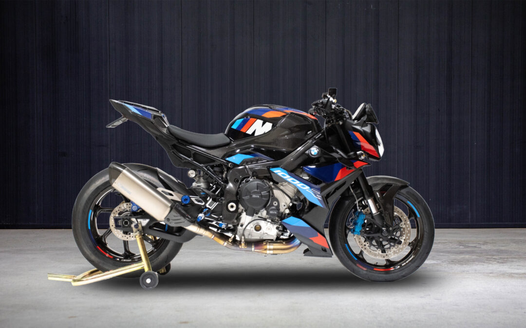 2023 BMW M1000R
